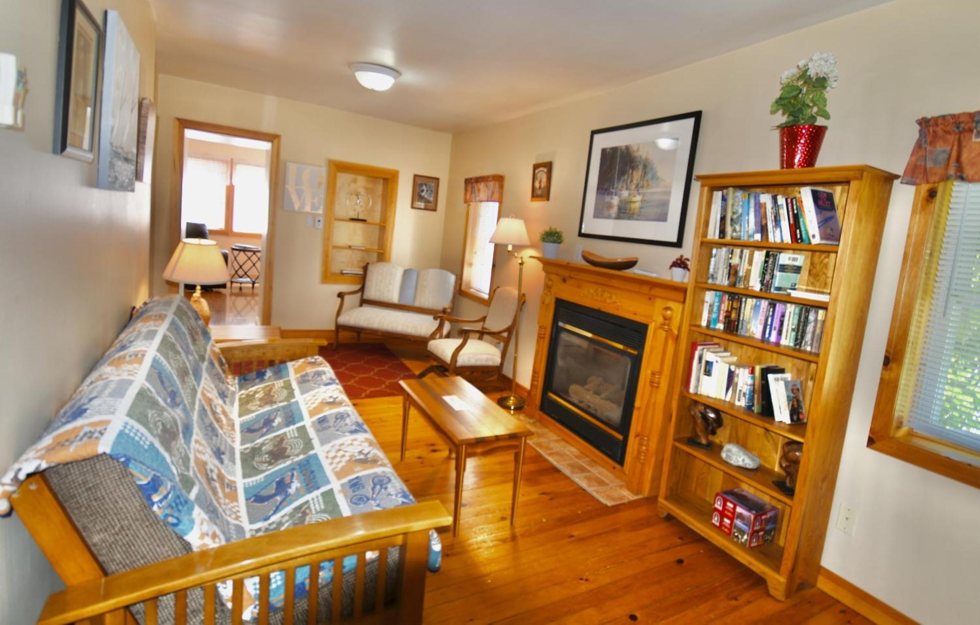 Dewar'S Inn And Cottages Прескотт Номер фото